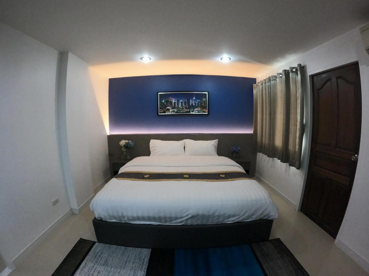 Poonsuk Place Hotel 曼谷 外观 照片