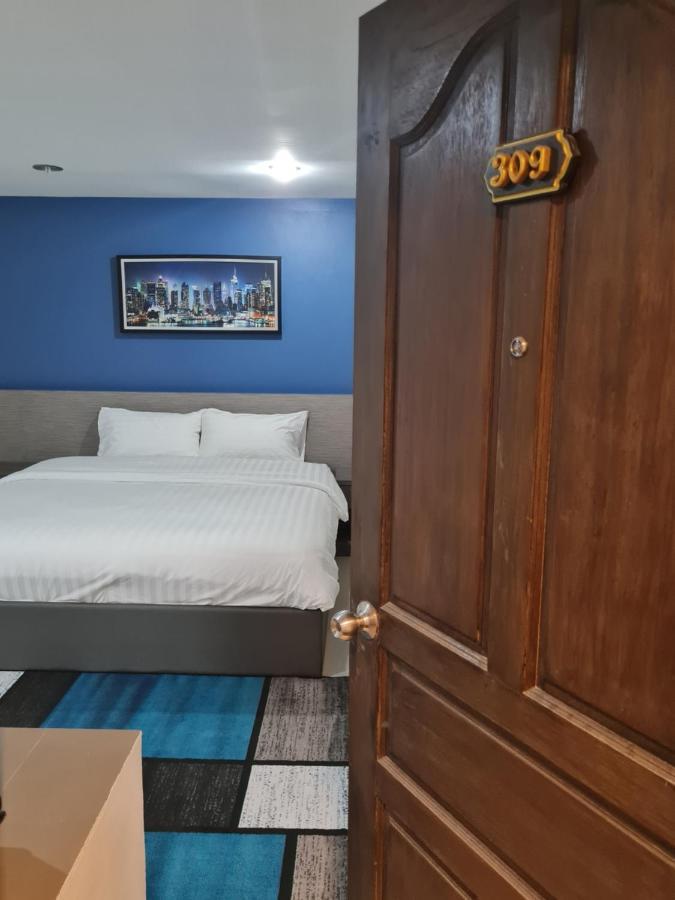 Poonsuk Place Hotel 曼谷 外观 照片