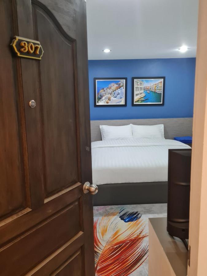 Poonsuk Place Hotel 曼谷 外观 照片
